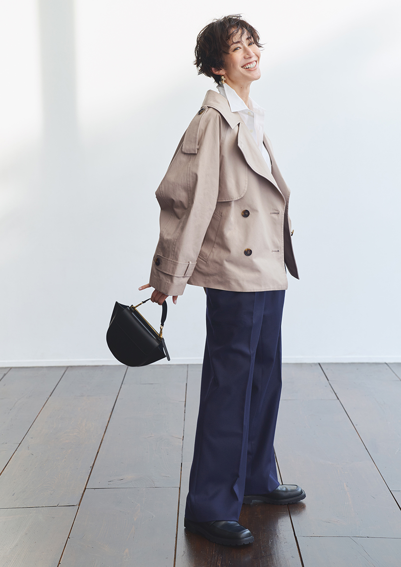 人気モデル・神山まりあさんがイチから考えたショートトレンチ・ラップパンツ・アシンメトリーTシャツ出来上がり！