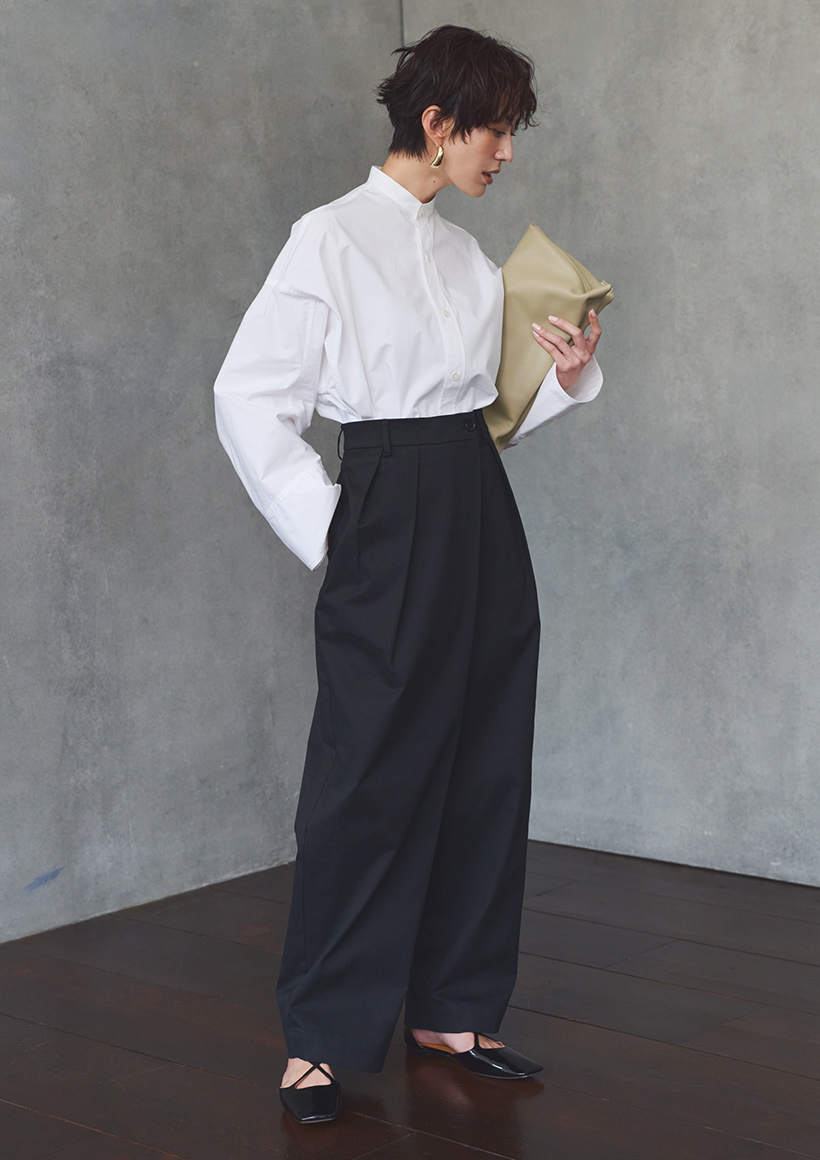 人気モデル・神山まりあさんがイチから考えたショートトレンチ・ラップパンツ・アシンメトリーTシャツ出来上がり！