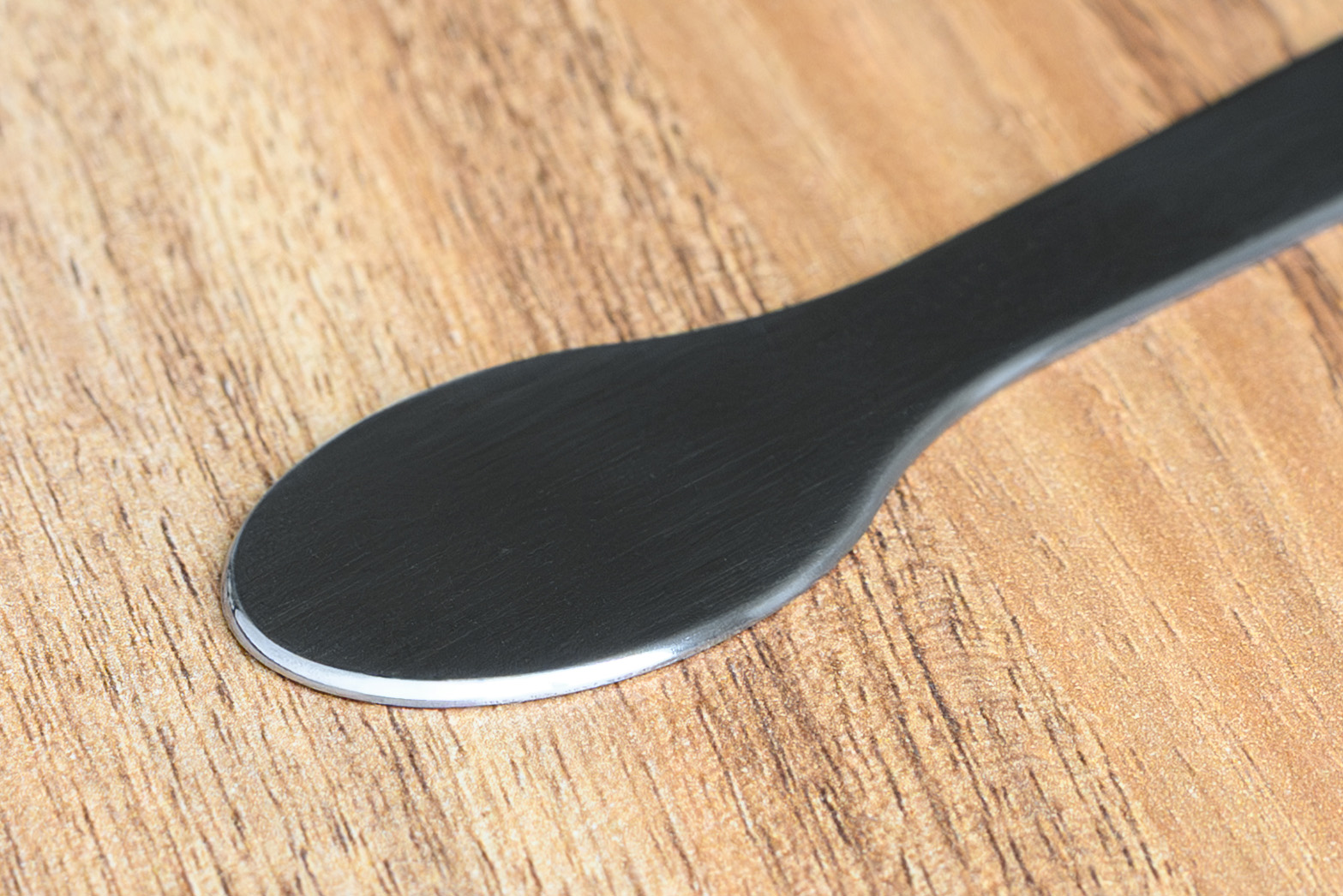 【ノベルティキャンペーン】使うほどに手放せなくなる“気の利いた” 「家事問屋」のコラボアイテム|ブランドロゴ入り平スプーンプレゼント