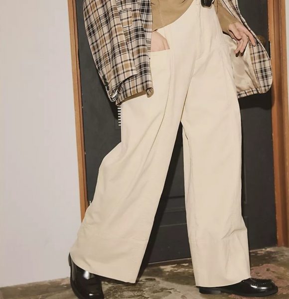 suadeoコーデュロイ脚長ワイドパンツ￥19,800