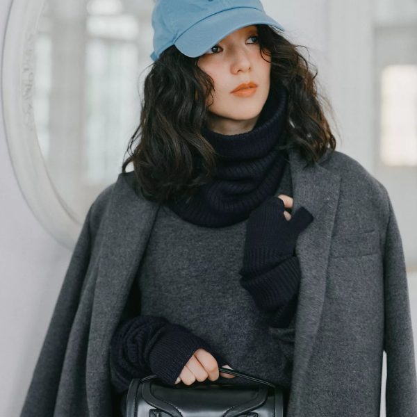 DRESS HERSELF【洗える】ネックウォーマー／シルクカシミヤ￥7,920