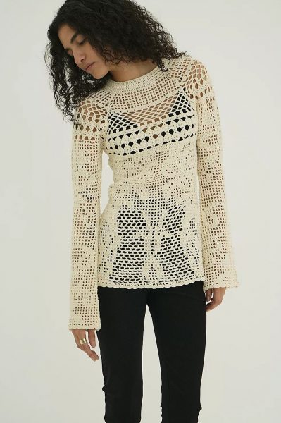 CLANEBACK OPEN CROCHET KNIT TOPS￥35,200 ￥17,600（税込）（50％OFF）
