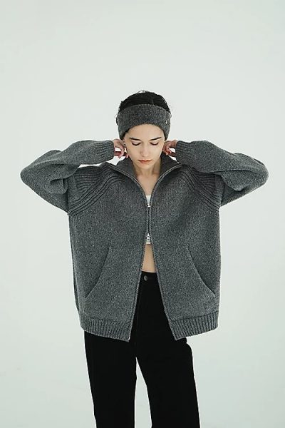 CLANEPOCKET ZIP KNIT TOPS￥30,800 ￥24,640（税込）（20％OFF）