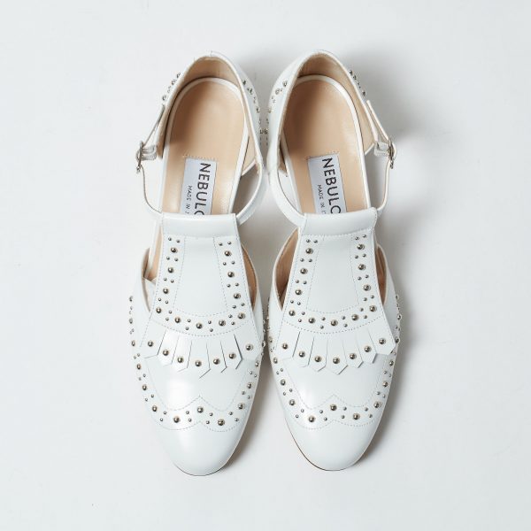 NEBULONI E.スタッズつきウイングチップシューズ￥74,800 ￥37,400（税込）（50％OFF）