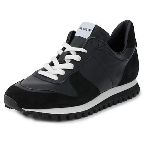 春カジュアル3種の神器スニーカー&スウェット&メリージェーン靴