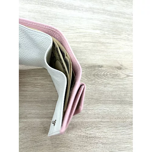 和光×eclat三つ折り財布（バイカラー）￥28,600