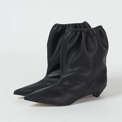 春秋冬と3シーズン使える「8つの薄軽アウター」