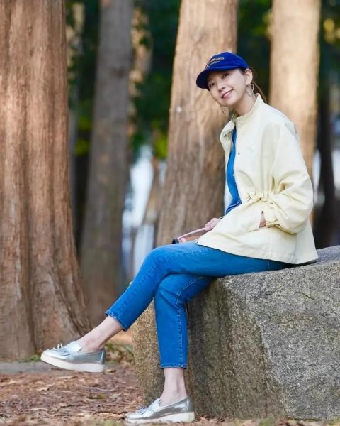 【エクラ 華組 法村麻起子さん】春を軽やかに纏う「E by eclat・撥水スタンドカラーブルゾン」