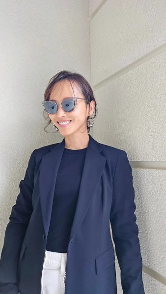 【エクラ 華組 大岩三智子さん】RED CARD TOKYO×eclatで見つけた！ 大人の白デニムコーデ3選