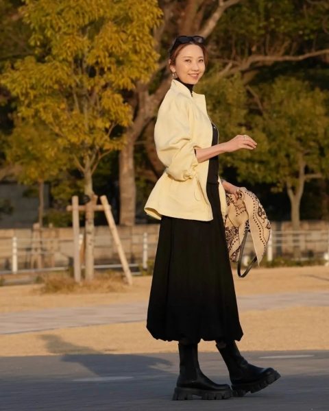 【エクラ 華組 法村麻起子さん】春を軽やかに纏う「E by eclat・撥水スタンドカラーブルゾン」