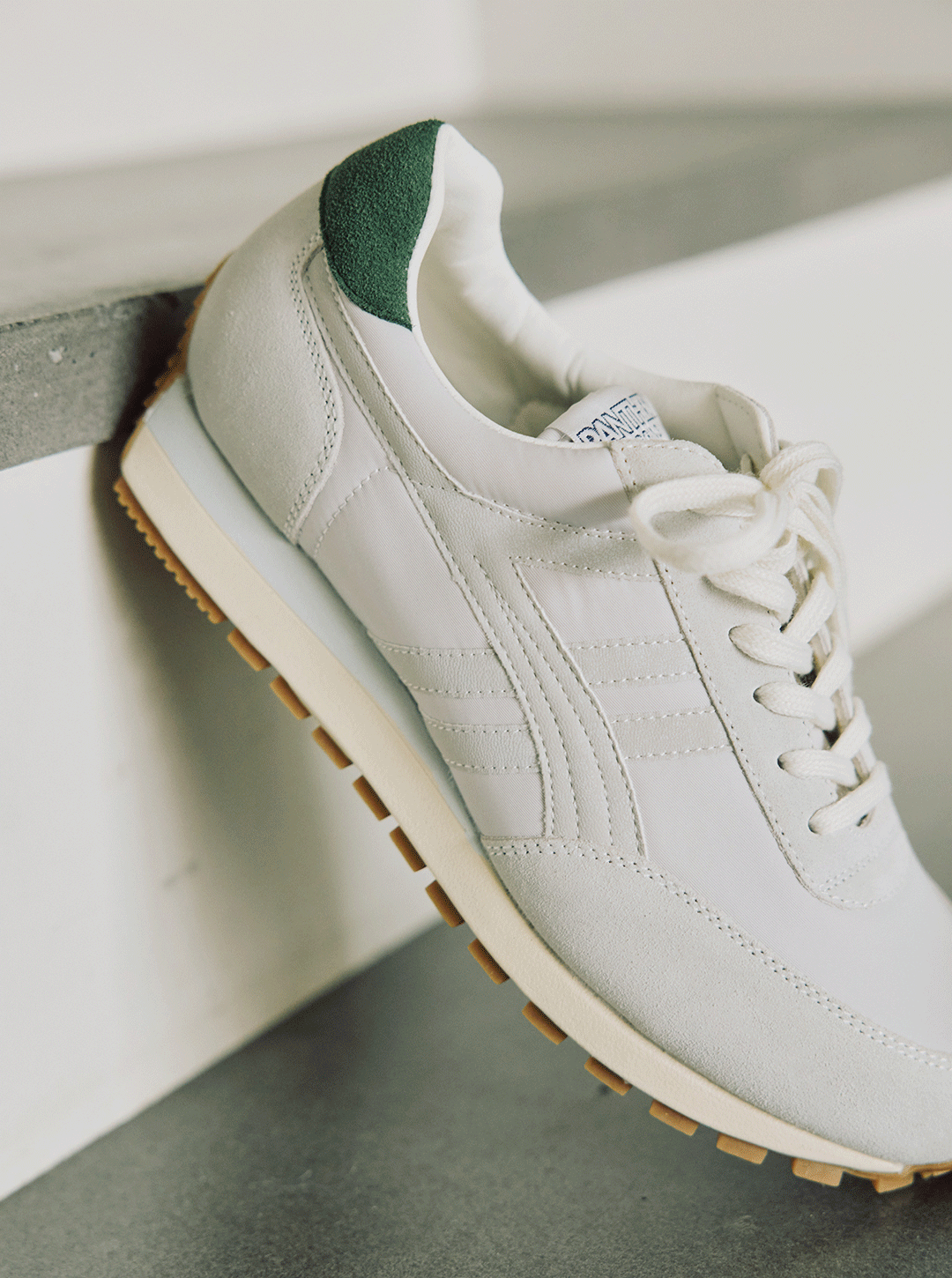 【suadeo×Panther】影色マジック！アイスグレースニーカーが新定番| GOOD THINGS Vol.98