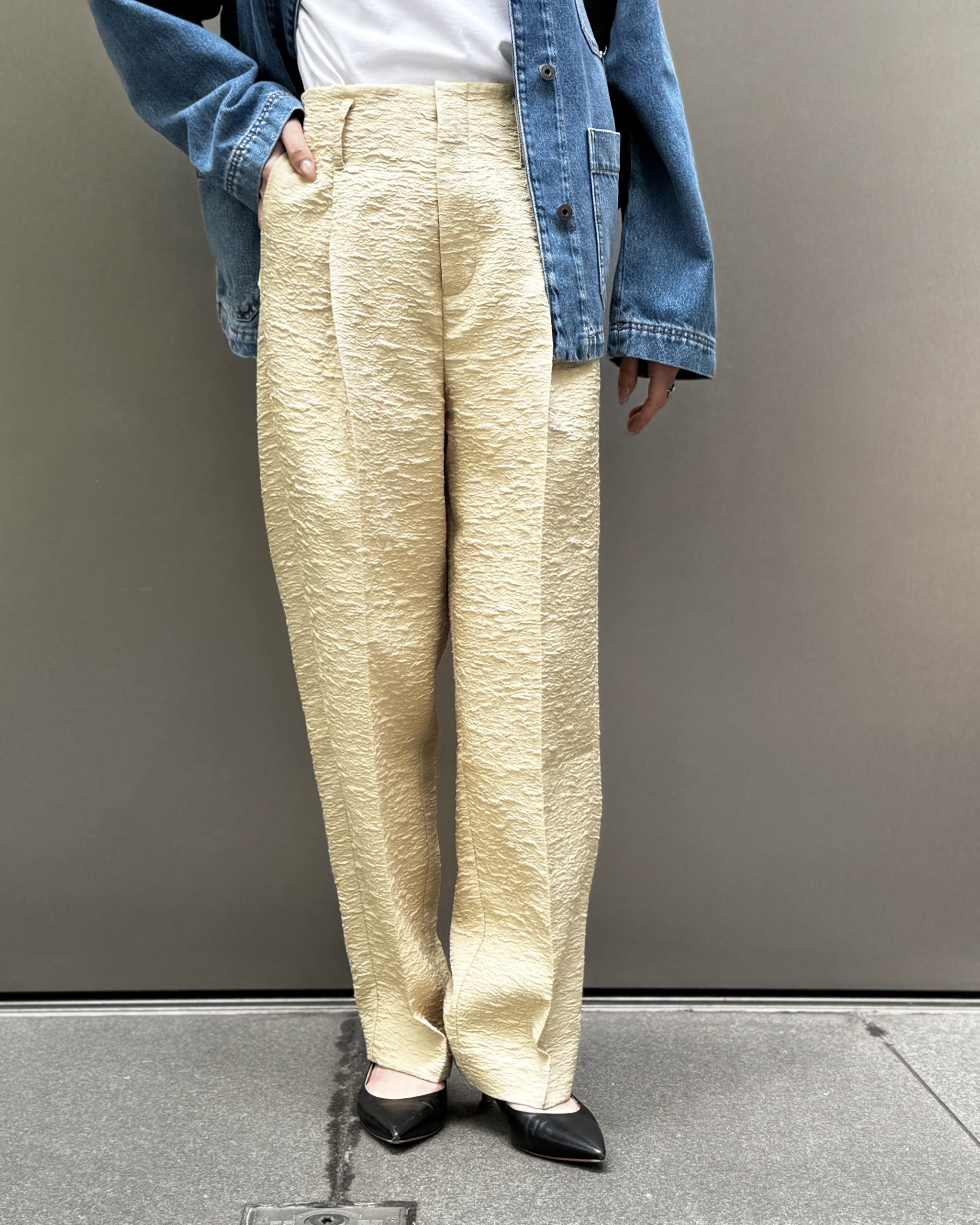 2026年春更新！新作「美脚パンツ」3選｜155cm・165cmスタッフがリアルに着比べ【M7days・40代ファッション】