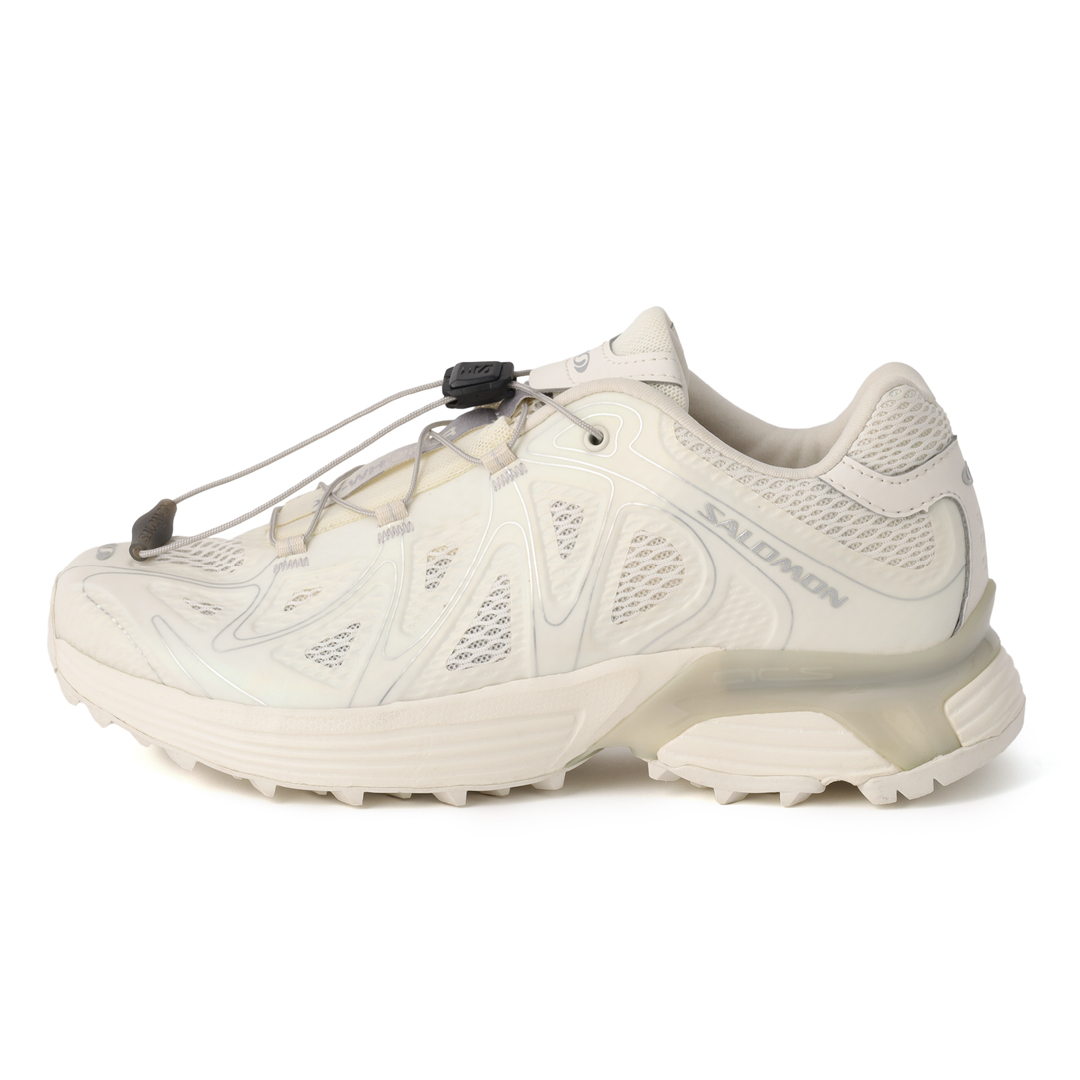 サロモンのXT-WHISPER VOID close up!