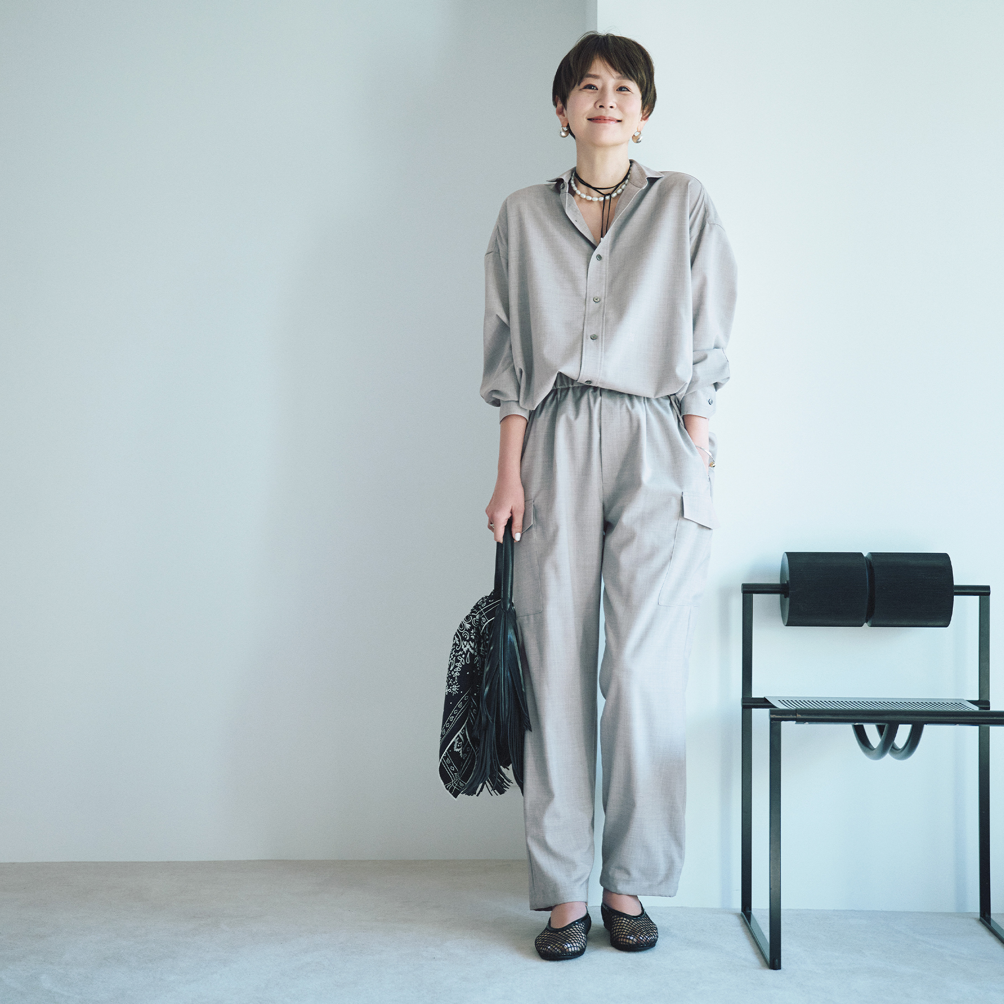 “日常で選び抜いたもの”が旅の相棒！五明祐子さんの「旅」に連れていきたい愛着ワードローブ