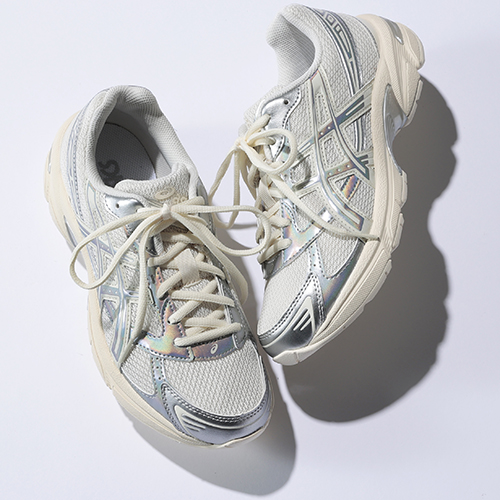 足元から春めく、今買うべきスニーカー10選