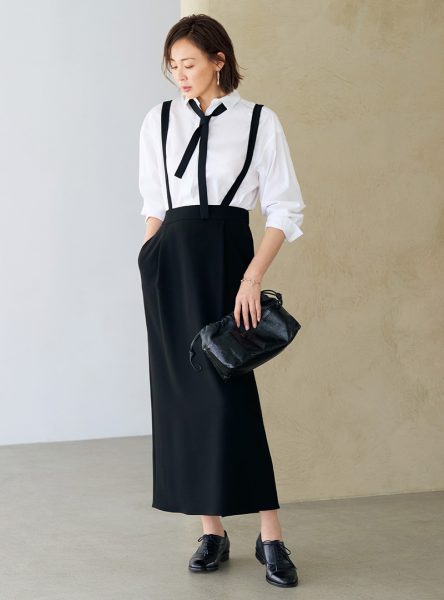 【40代・50代 春ファッション】「軽やかリッチ」なカジュアル服 アウター、スニーカー他éclat2026年4月号特集