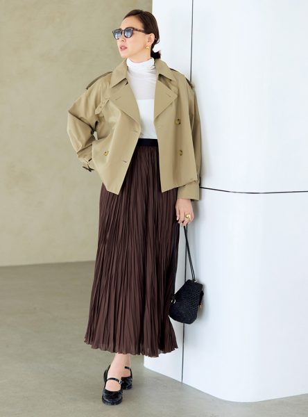 【40代・50代 春ファッション】「軽やかリッチ」なカジュアル服 アウター、スニーカー他éclat2026年4月号特集