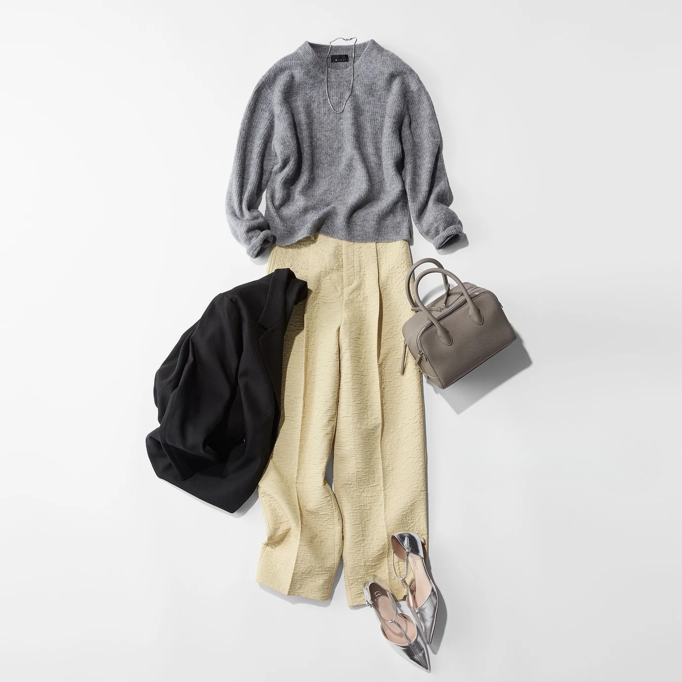 明日何着る?最低気温0度・最高気温10度『素材と色で春を先取りコーデ4選』【40代ファッション】