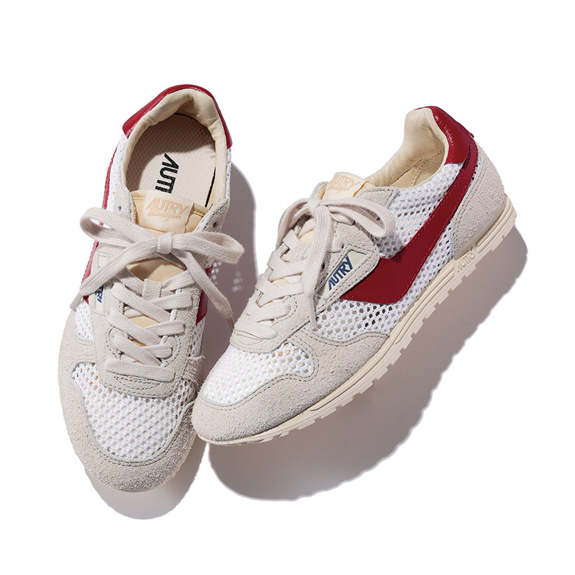 春コーデの主役にしたい新作スニーカー5選