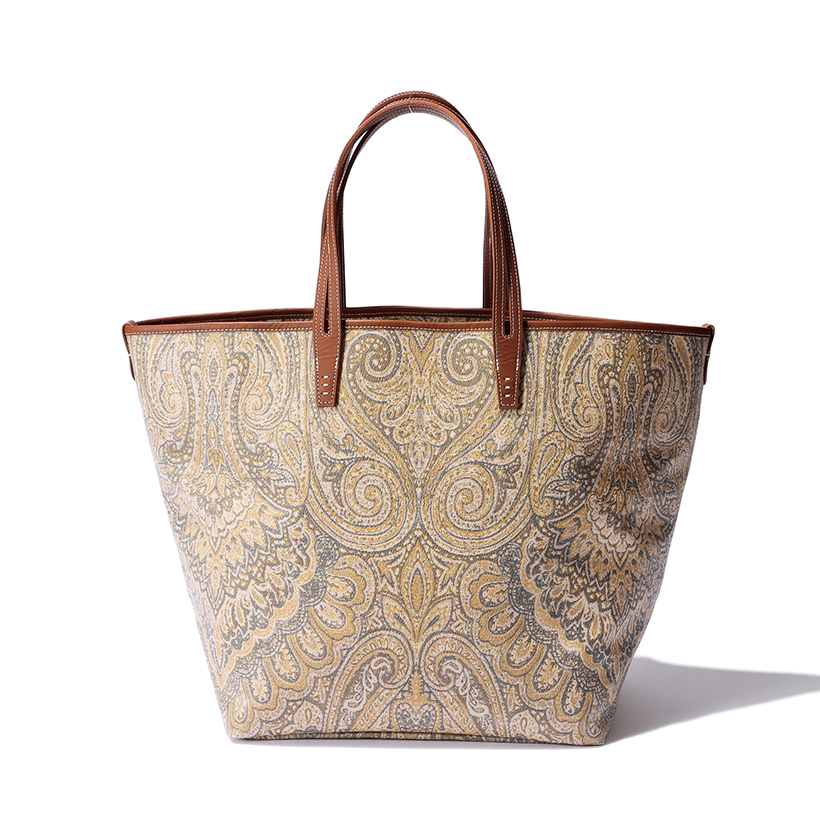 「あってよかった！」の便利と自信をくれる旅ウエアと旅バッグ