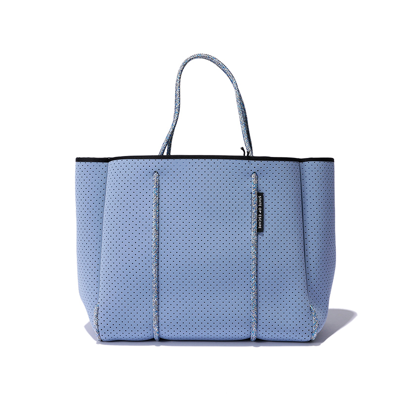 「あってよかった！」の便利と自信をくれる旅ウエアと旅バッグ