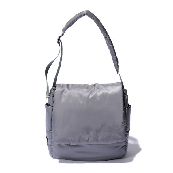 「あってよかった！」の便利と自信をくれる旅ウエアと旅バッグ