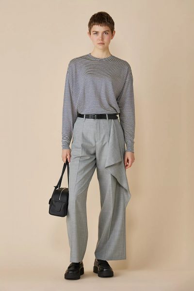 AKIRANAKAEllen drape panel pants￥59,400