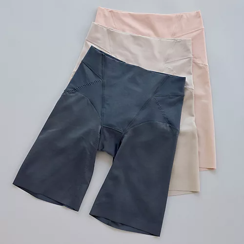 BRADELIS New York peace×eclat平たいお尻をキュッと底上げ!ローライズらくちんガードル¥4,730