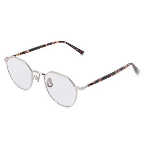 足元から春めく、今買うべきスニーカー10選