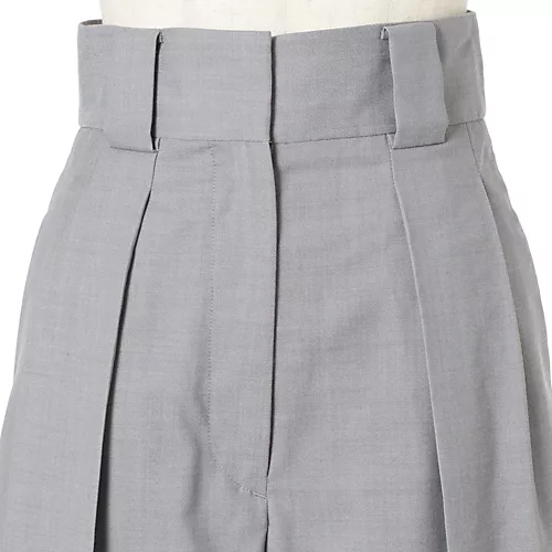 CINOH×eclat【宮崎桃代さん別注】タックパンツ￥39,600