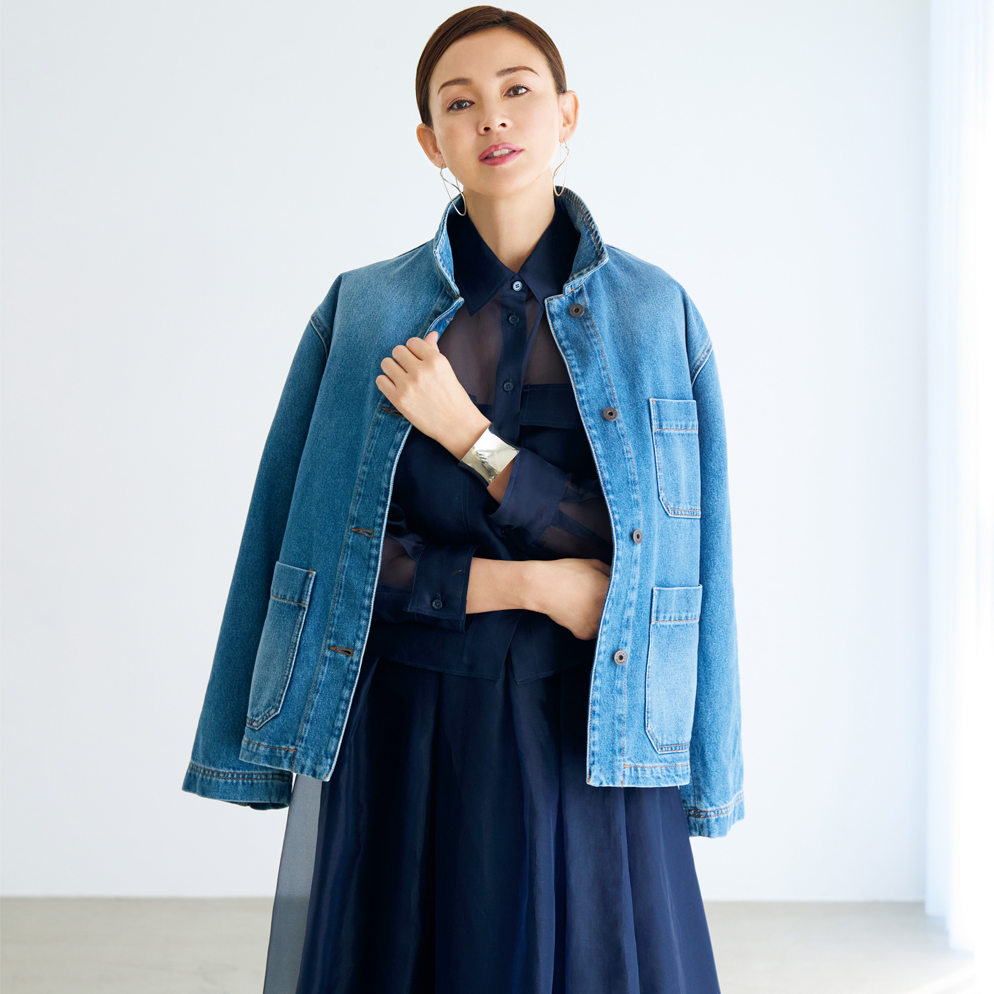 40代・50代 春ファッション】「軽やかリッチ」なカジュアル服 アウター