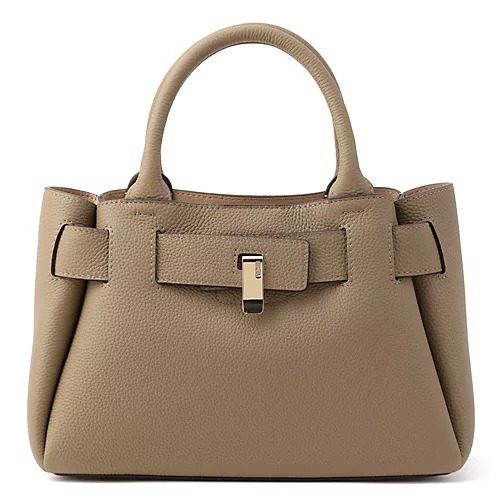 足元から春めく、今買うべきスニーカー10選