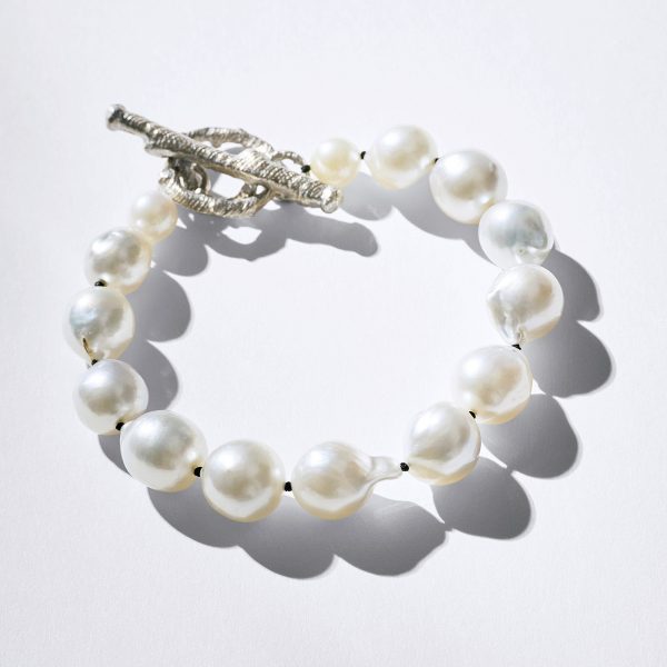 Bon Magique×eclat【別注】白蝶パールブレスレット￥165,000
