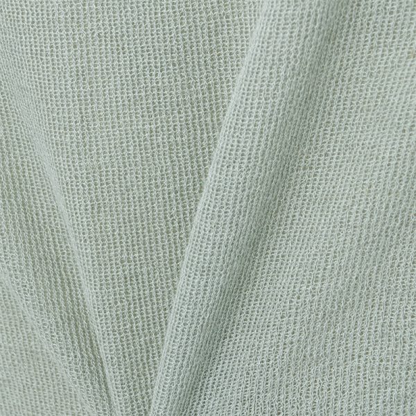 ここでしか買えない!人気ブランドと別注「リラクシーな春クロゼット」4選 éclat2026年5月号特集