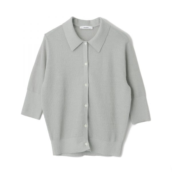 【50代 週末コーデ】春の装いを更新する、クリーン配色のデニムコーデ＃Jマダムのおしゃれ