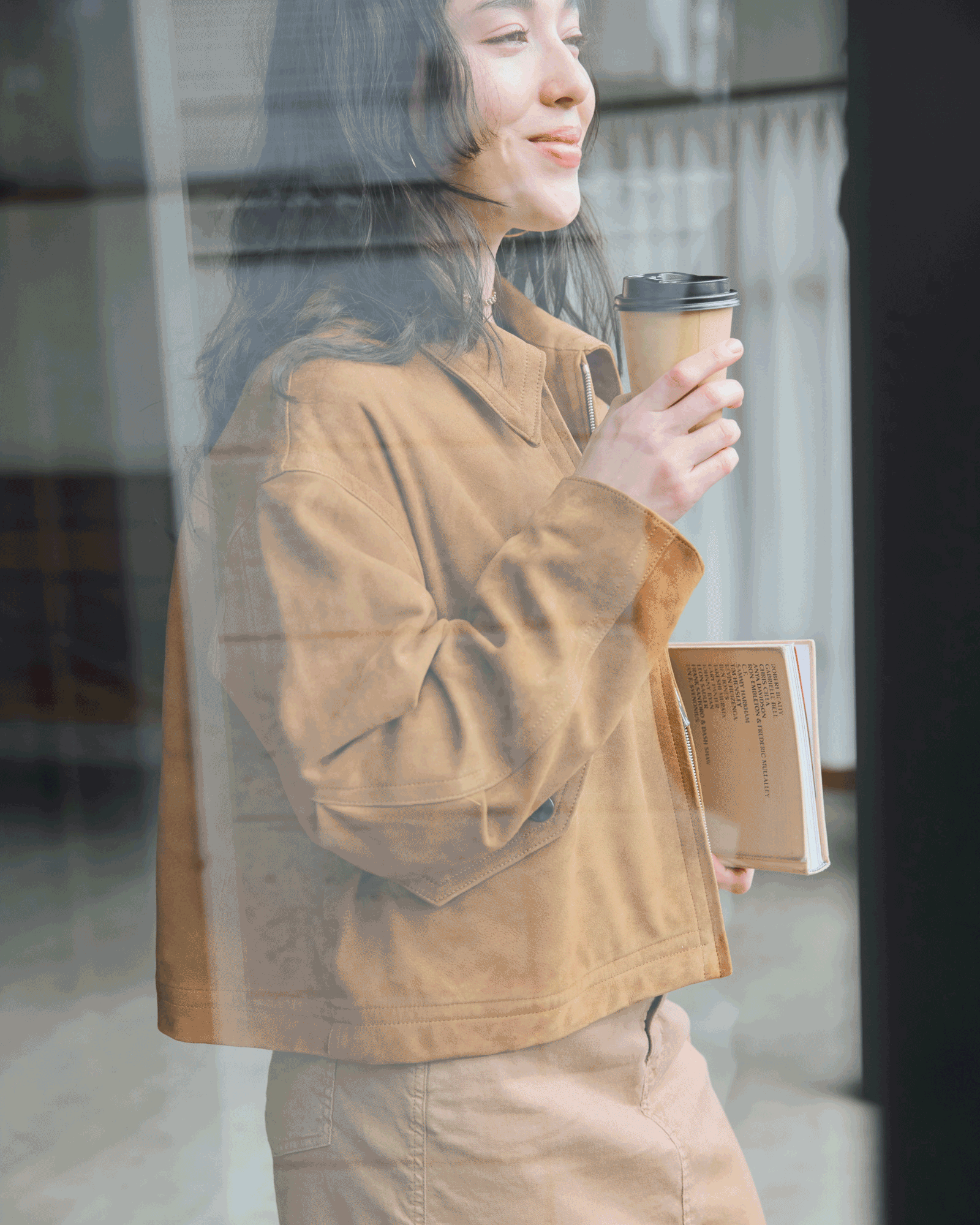 【RED CARD TOKYO】 再燃のデニムスカート、大人は360度美人のこれ一択! | GOOD THINGS Vol.105