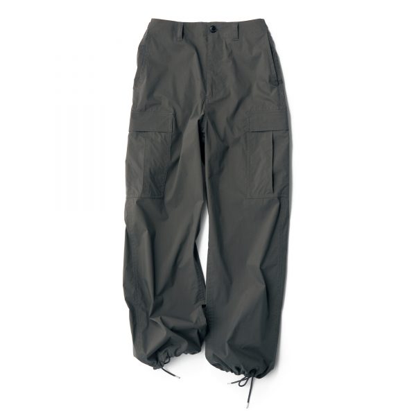 upper hights×eclat【宮崎桃代さん別注】薄軽カーゴパンツ