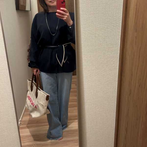 E by eclat【とろみ】スカーフつきブラウス￥19,800