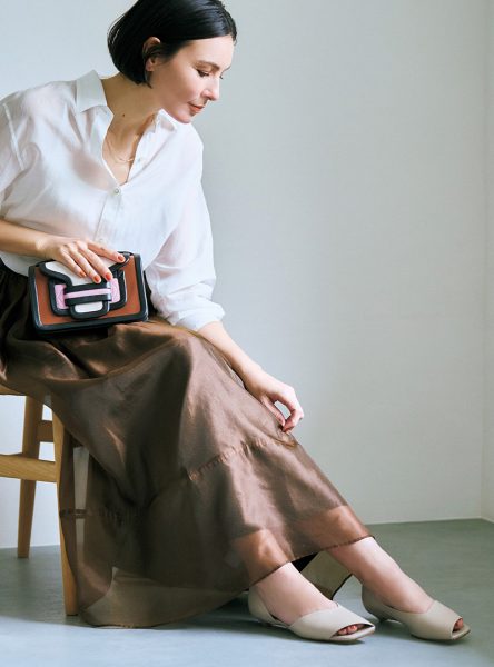 ここでしか買えない!人気ブランドと別注「リラクシーな春クロゼット」4選 éclat2026年5月号特集