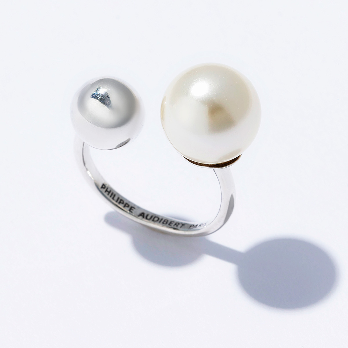 進化しているキーアイテムで作る「大人のフレンチStyle」