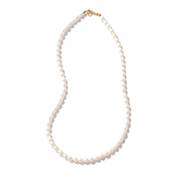 蛯原友里さんと楽しむ、ずっと愛せる初夏のワードローブ