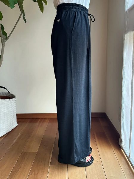  【エクラ 華組　岡部みわこさん】「SLOANE × eclat【別注】スーパーナチュラル　センタータックパンツ」エフォートレスでキレイに着回せる3コーデ