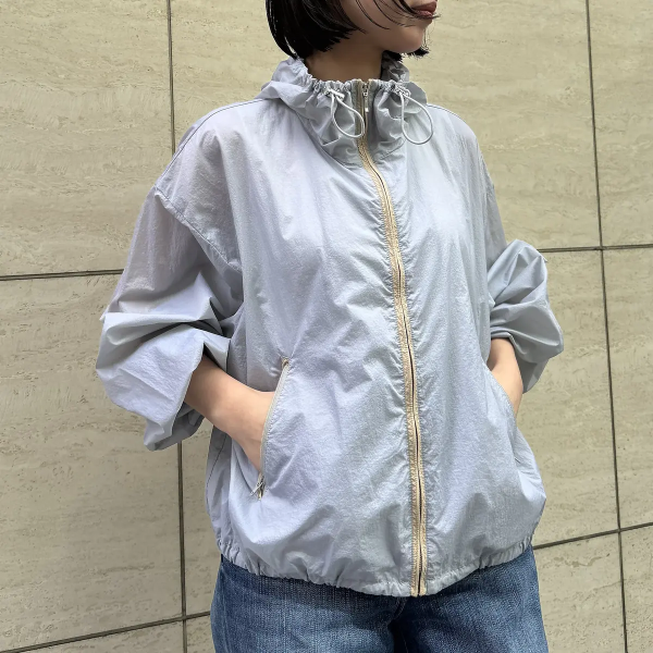 E by eclat超軽量撥水ブルゾン￥25,300