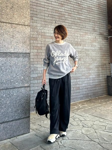  【エクラ 華組　岡部みわこさん】「SLOANE × eclat【別注】スーパーナチュラル　センタータックパンツ」エフォートレスでキレイに着回せる3コーデ