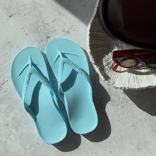 期間限定受注会開催中♪世界で600万人の足を支える「アーチーズ」理学療法士が開発したサンダルを今なら全カラー購入できます。【40代・50代サンダル】