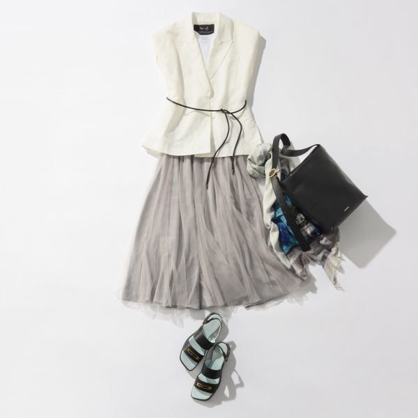 【40代・50代 旅ファッション】GW、バカンスに向けて今から準備！シーン別・大人の華やぎ「旅スタイル」７LOOK