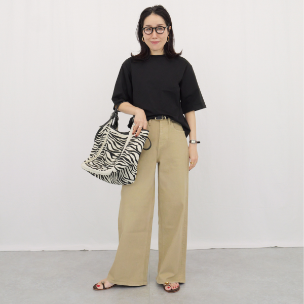 「これを買えば間違いない」売上No.1「パックT」を美女組身長別12コーデで検証【40代ファッション】