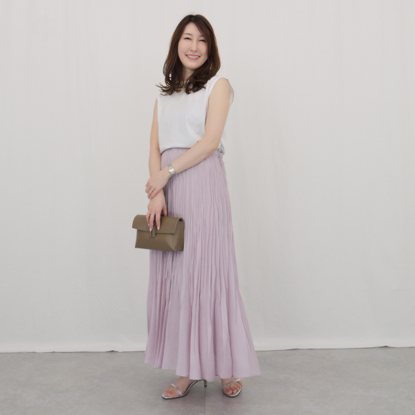 「これを買えば間違いない」売上No.1「パックT」を美女組身長別12コーデで検証【40代ファッション】