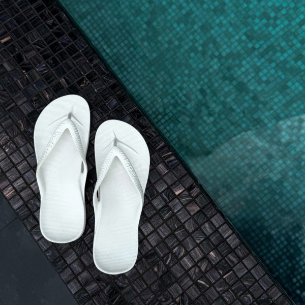 期間限定受注会開催中♪世界で600万人の足を支える「アーチーズ」理学療法士が開発したサンダルを今なら全カラー購入できます。【40代・50代サンダル】