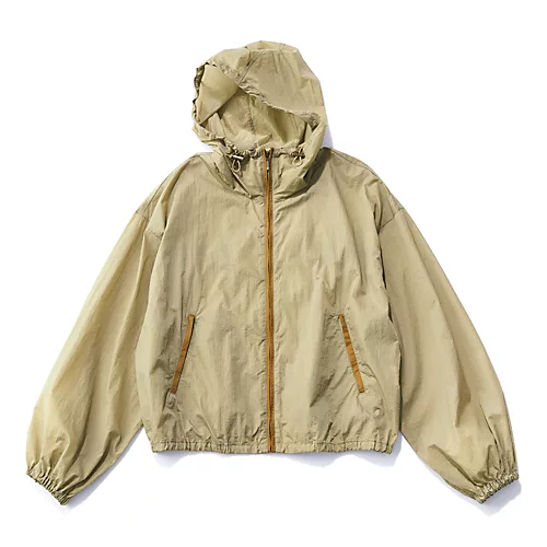 E by eclat超軽量撥水ブルゾン￥25,300